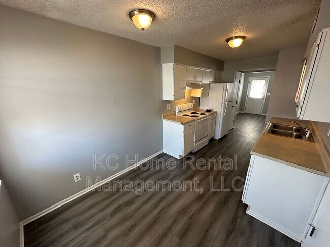 Photo - 506 A Skyvue Dr