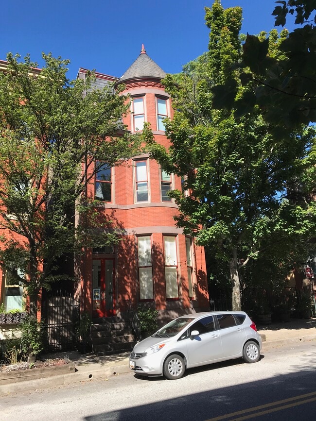 Photo - 2214 E Pratt St Unit 3rdFlRear
