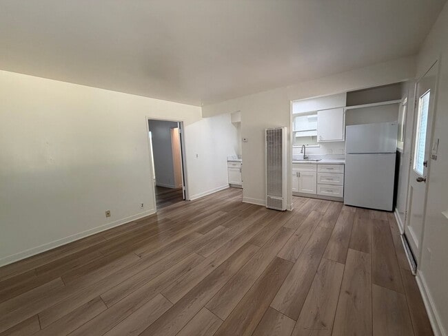 Photo - Escondido 1 bedroom 1 bath apartment for rent Unit 622-B