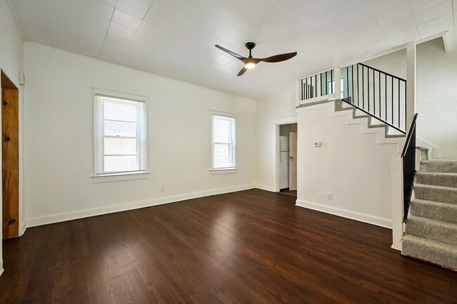 Photo - 422 N Thompson St