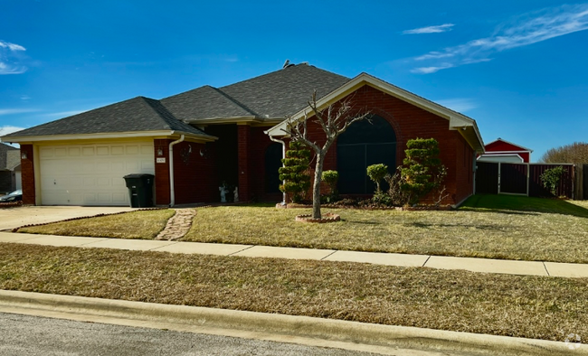 Building Photo - 4309 Fremont Dr Rental