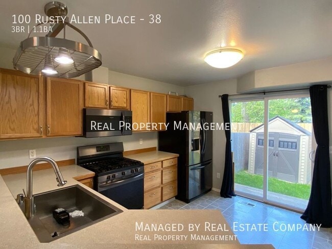 Photo - 100 Rusty Allen Pl