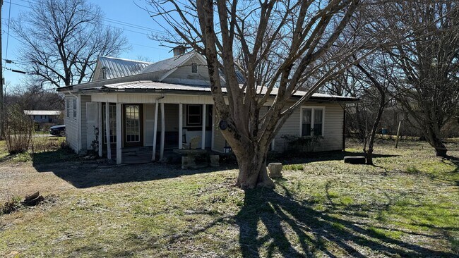 Photo - 1402 Broad St