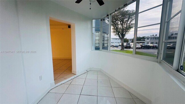 Photo - 1701 NE Miami Gardens Dr Unit 115
