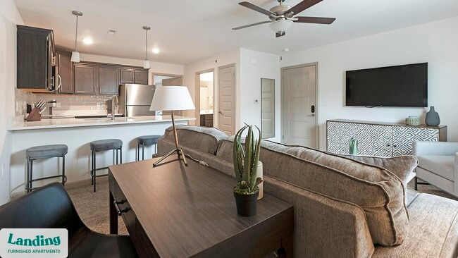 Photo - 610 Universal Dr Unidad 741-206.1410504