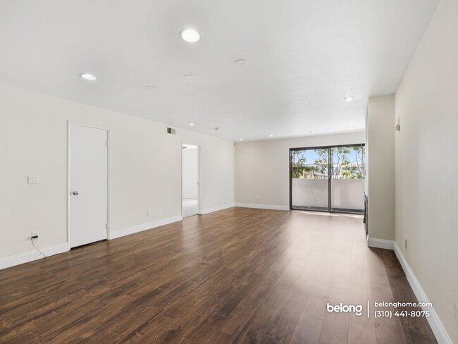 Photo - 1940 Highland Ave