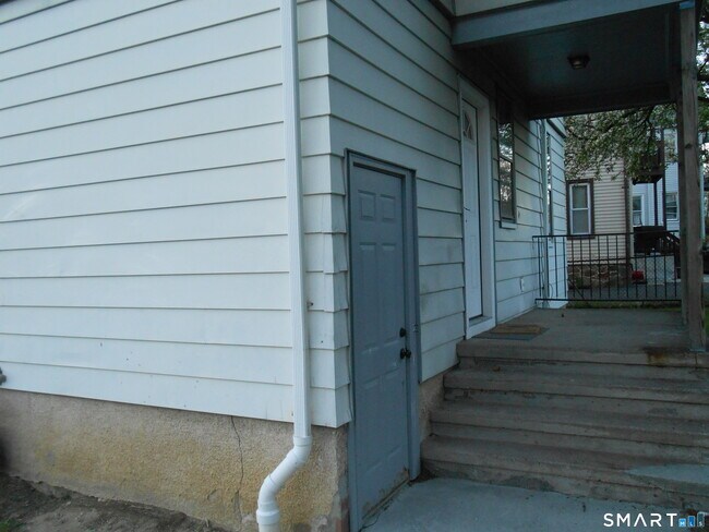 Photo - 254 Wayne St