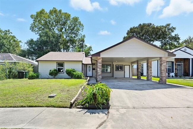 Building Photo - 5022 Balkin St