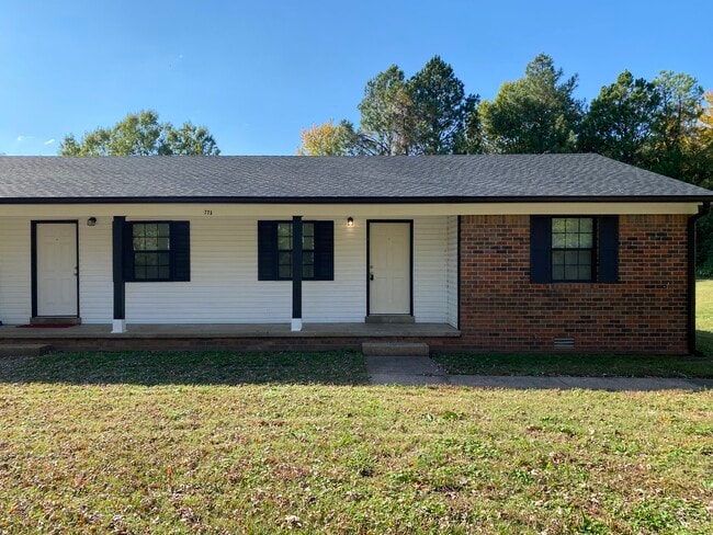 Building Photo - 773 Rushmeade Rd Unit R