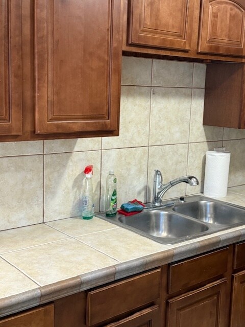 Photo - 1020 N 18th Ct Apartments Unit 102