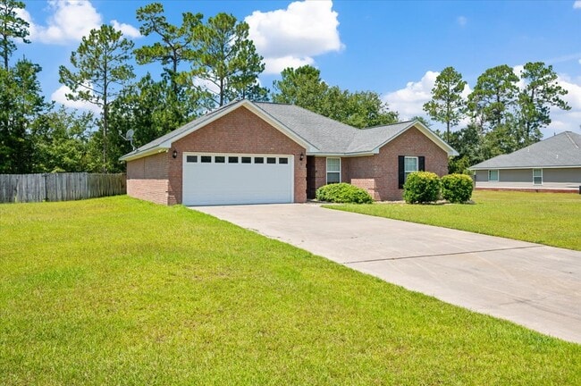 Photo - 86 Carson St NE