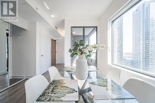Photo - 2920 Hwy 7 Unit 1307
