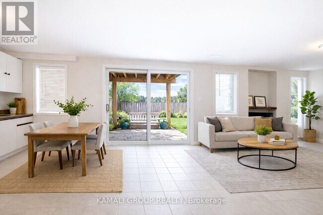 Photo - 149 Silver Maple Rd