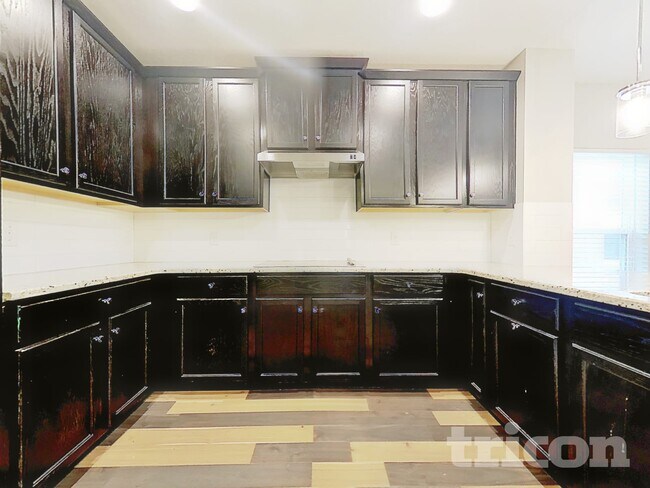 Photo - 9229 Halsey Dr