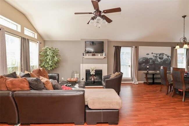 Photo - 18446 S Wimbledon Dr