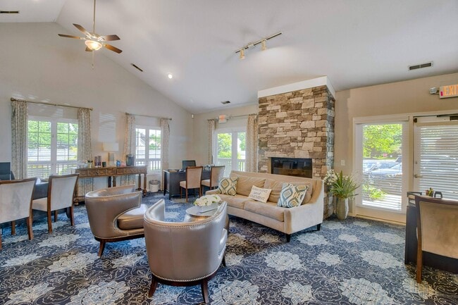 Amenity Rich Clubhouse - Hilliard Station Apartments