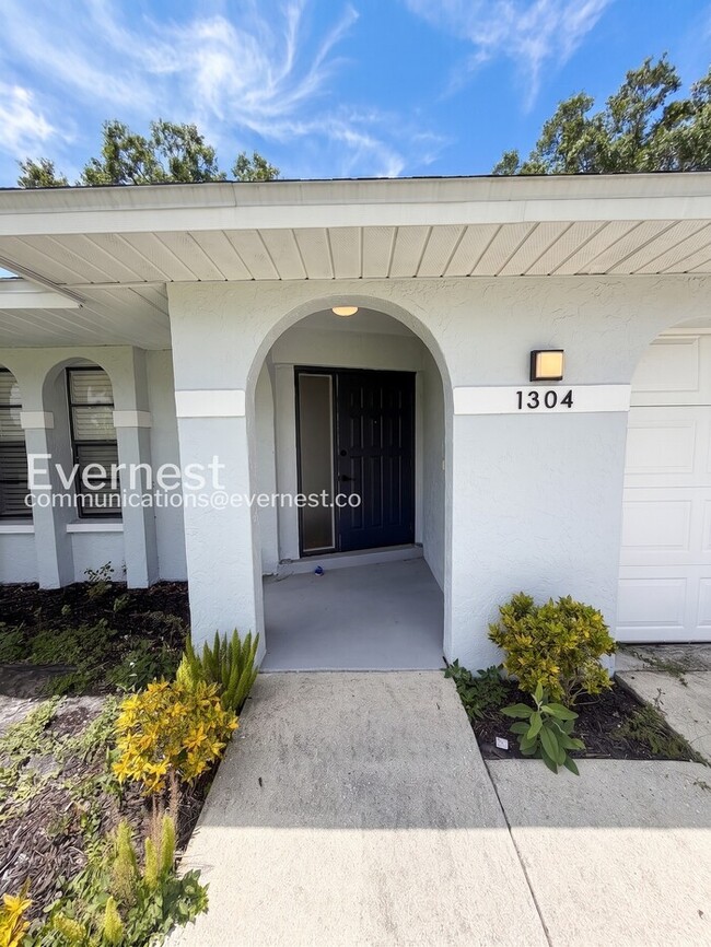 Photo - 1304 SE 11th St