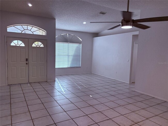 7330 Fairwood Ave