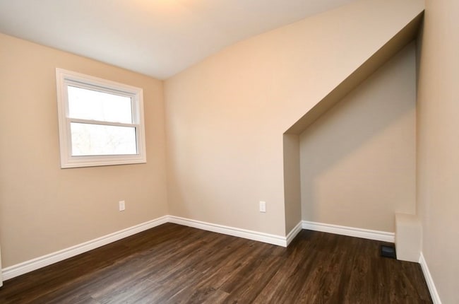 Photo - 310 Mason Ave Unit B