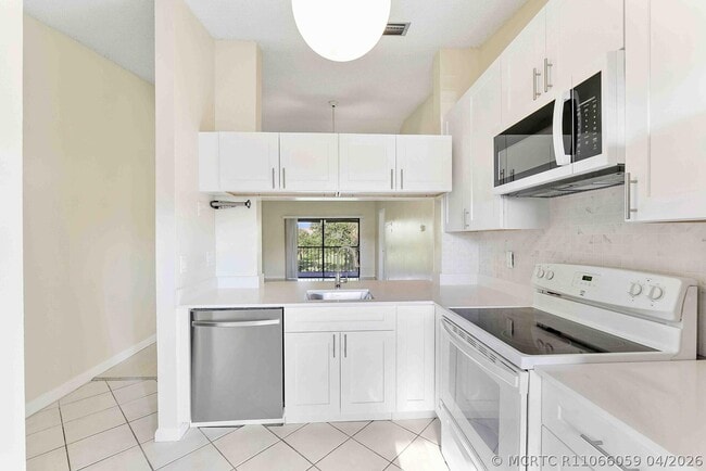 3375 Jaywood Terrace Unit 2050