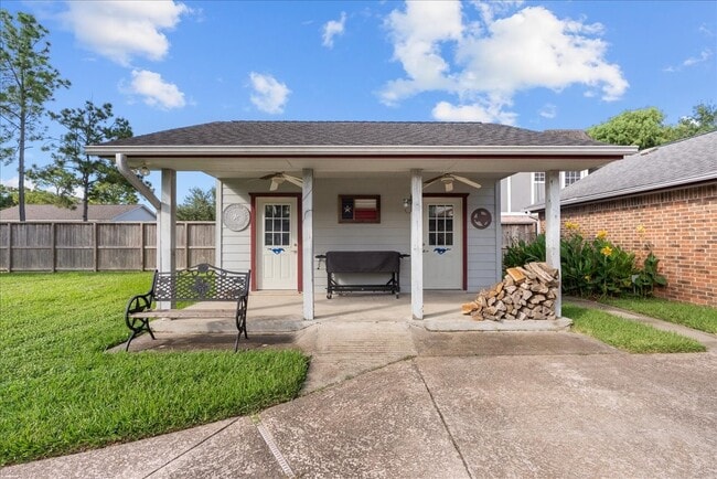 Photo - 1016 Glenshannon Ave