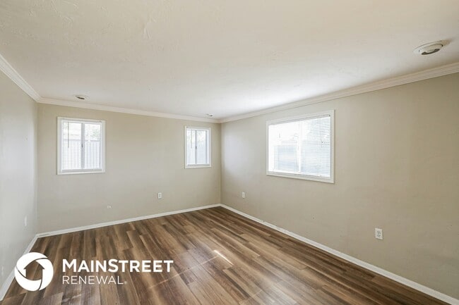 Photo - 7956 E Victoria Dr