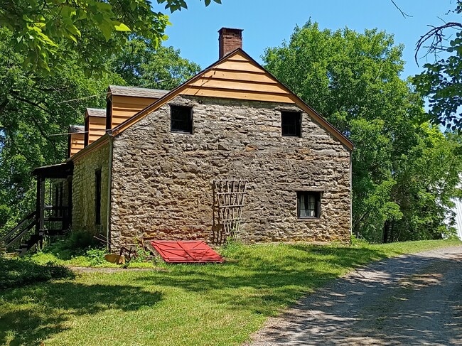 Photo - 2070 Old Kings Hwy