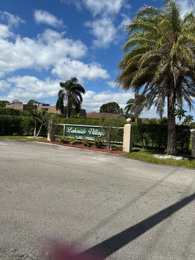 Photo - 500 Bonnie Blvd Unidad 168 Rental