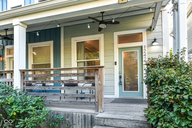 Photo - 1242 S Talbott St