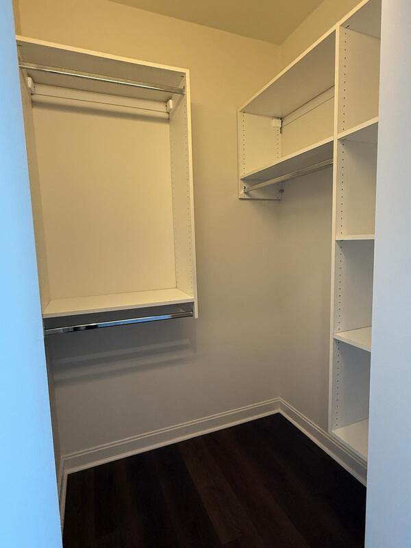 Photo - 113 W Wacker Dr