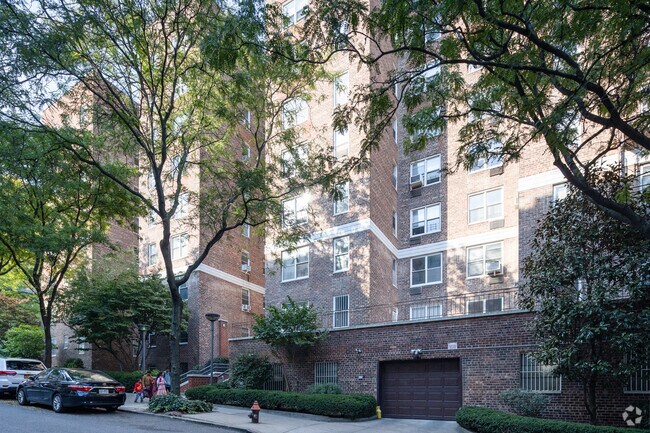 Photo - 66 Overlook Ter