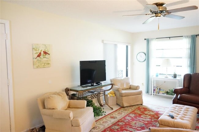 Photo - 2102 Hereford Dr Unit 513