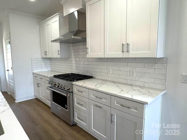 Photo - 8070 Blackwood Rd