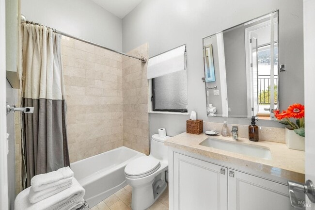 Photo - 30 Eucalyptus Rd