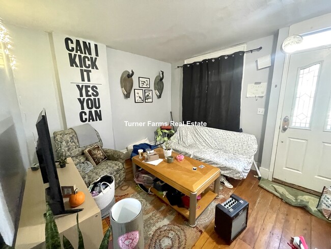 Photo - 68 Hammond St Unit 1