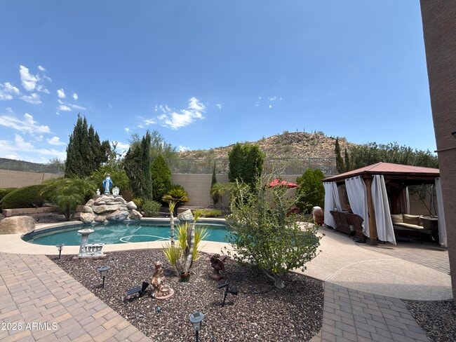 Building Photo - 3928 W Range Mule Dr