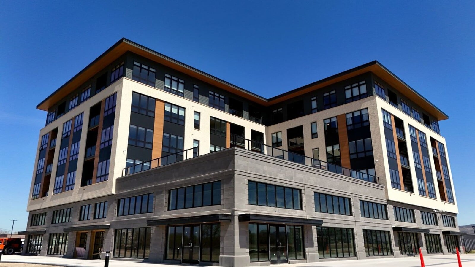War Eagle Apartments - War Eagle Apartments