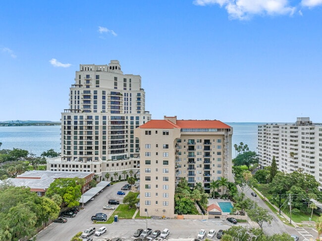 Photo - 2109 Bayshore Blvd Unidad 306