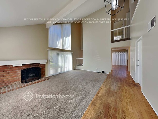 Photo - 458 Anacapa Cir