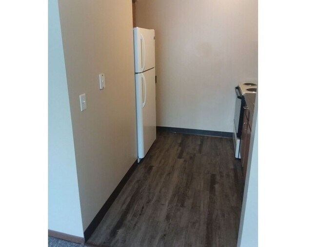 Photo - 858 8th St SE