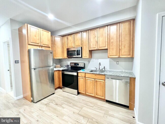 Photo - 4021 Kansas Ave NW