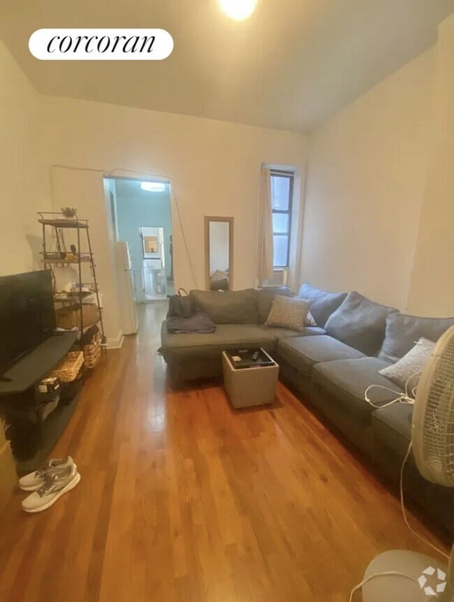 Building Photo - 507 E 81st St Rental