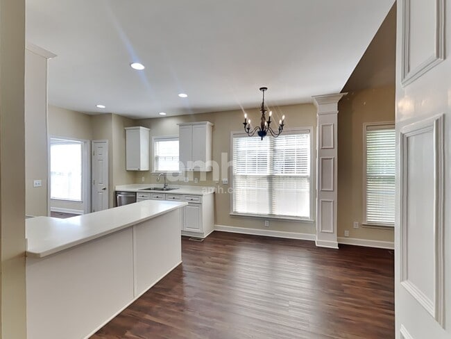 Photo - 1725 Woodland Pointe Dr
