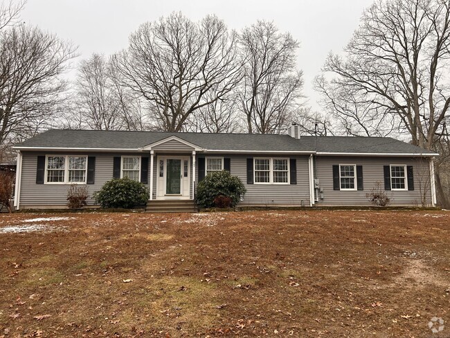 Building Photo - 25 White Oak Trail Rental