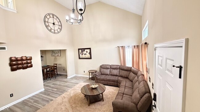 Photo - 6010 Lakeside Manor Ave