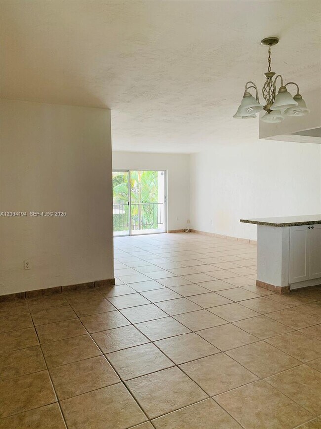 6900 N Kendall Dr Unit A304