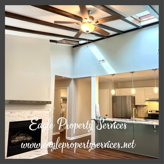 Photo - 2997 Hickory Ln