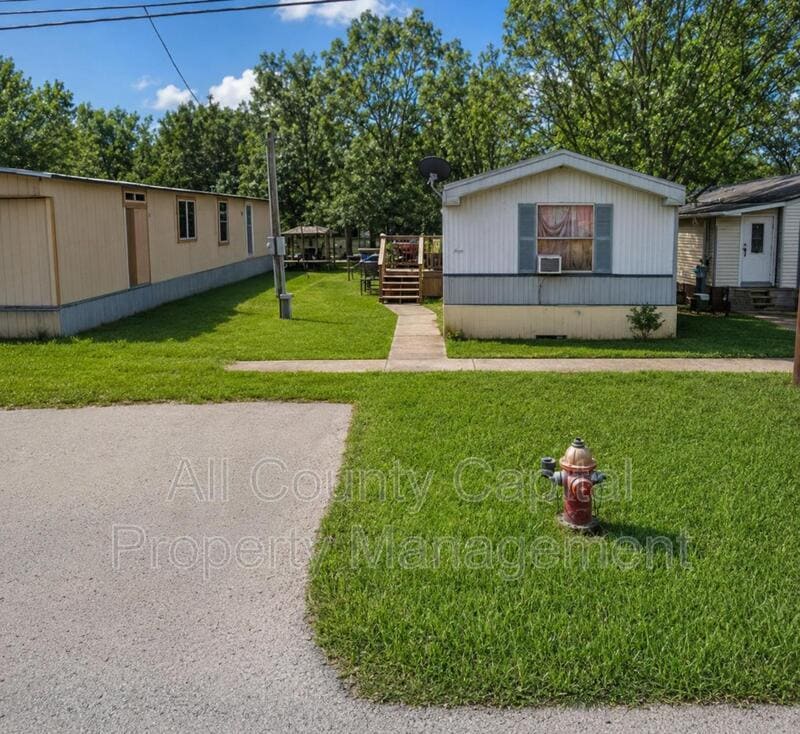 Photo - 6403 Johnny Morris Rd
