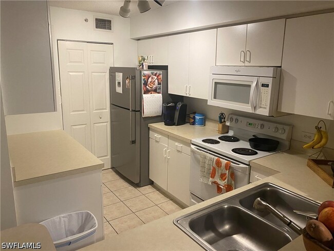 Photo - 8940 Colonnades Ct E Unit 715