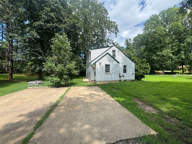 Photo - 143 Barrett Heights Rd